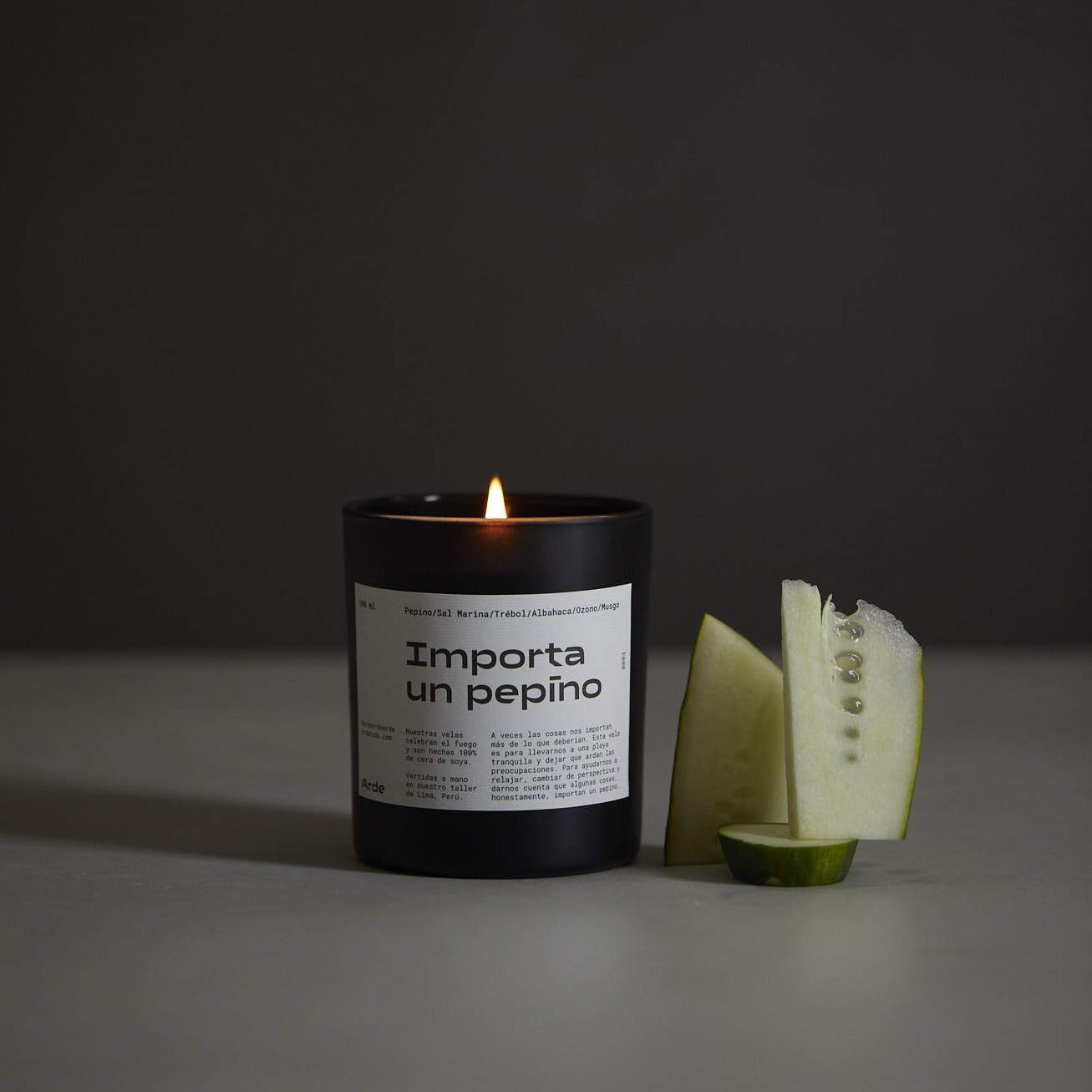Kerze aus Soyawachs mit peruanischem Duft. Importa un pepino riecht nach Gurke.